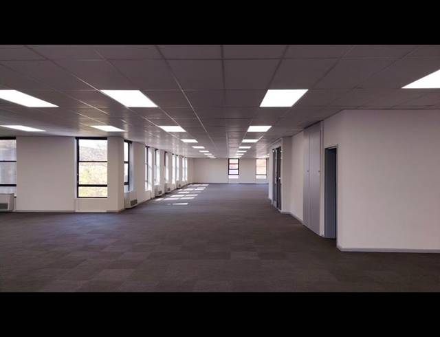 BUSINESS PROPERTY TO RENT IN ROSEBANK